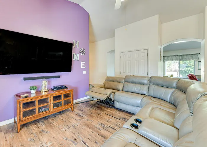 Holiday home 2 Mi To Dtwn! Family W/ Game In *