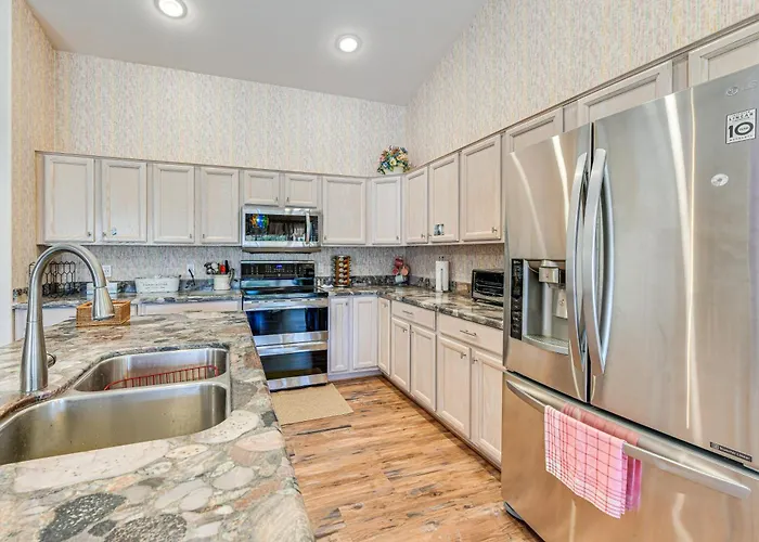 2 Mi To Dtwn! Family W/ Game In Holiday home Chandler